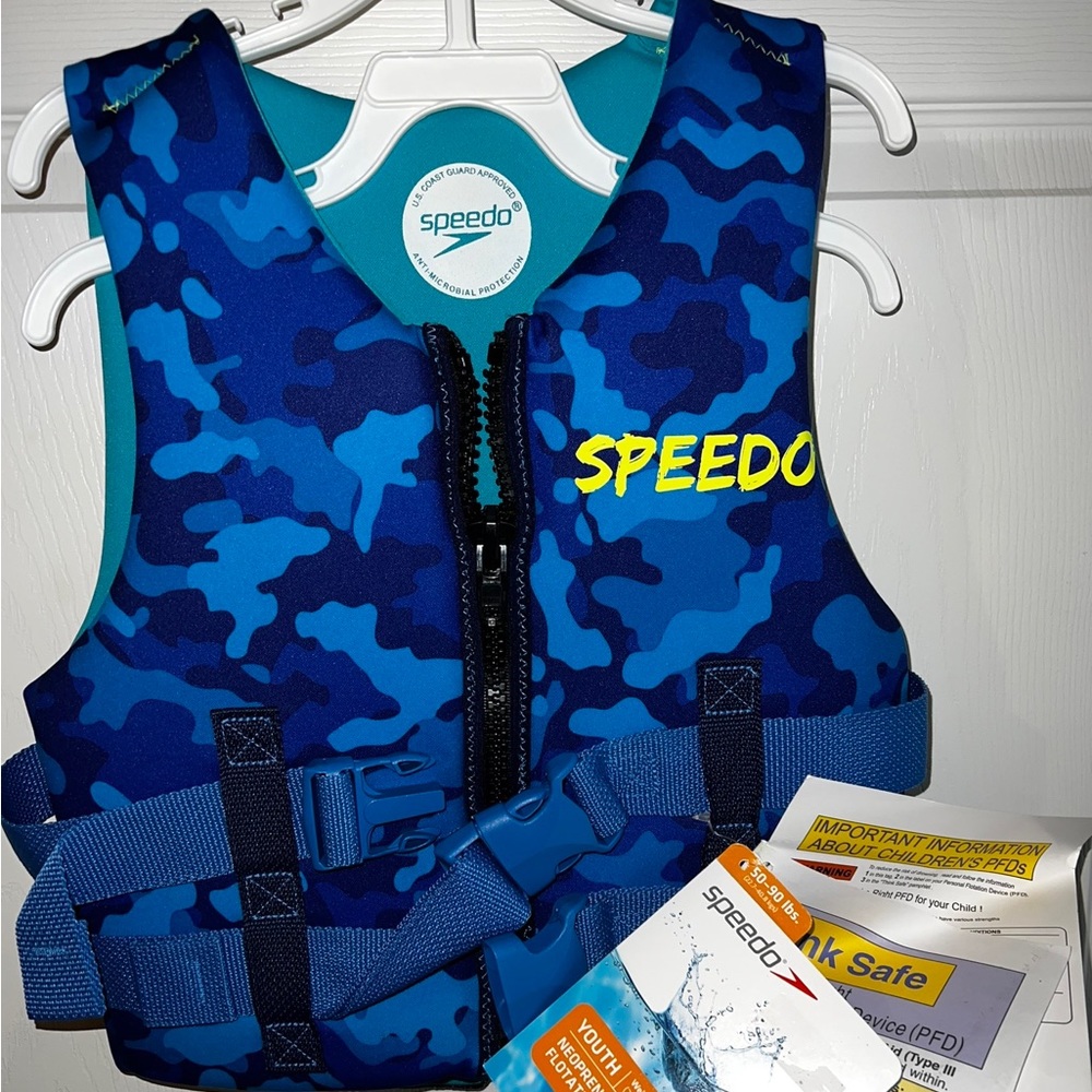 Speedo Youth Life Jacket NWT